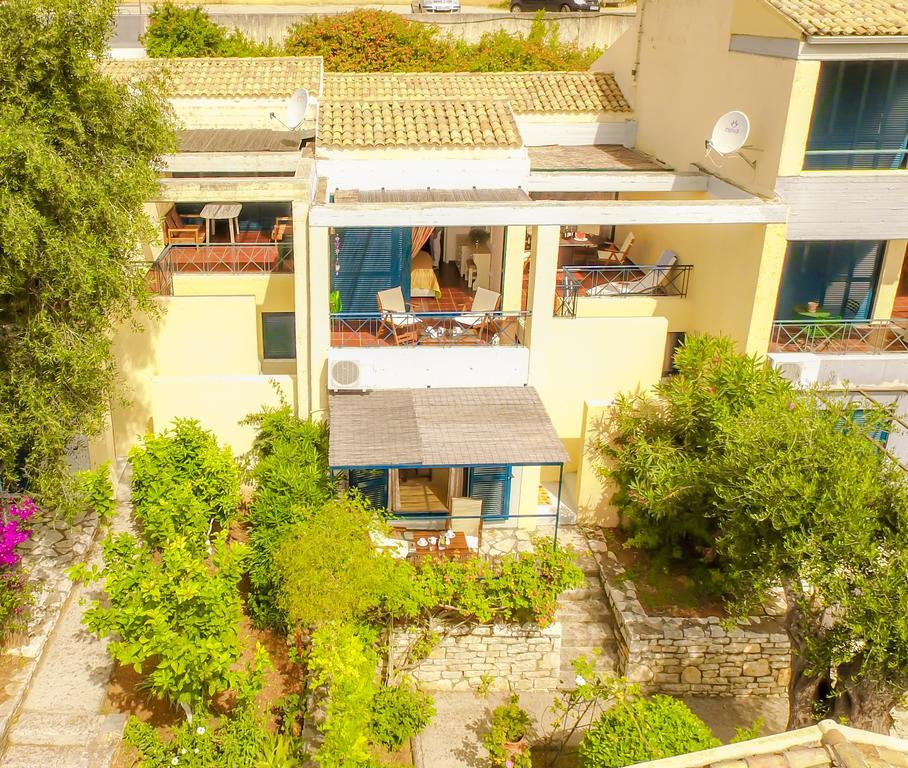 Manto On The Beach Apartments Barbati Zewnętrze zdjęcie