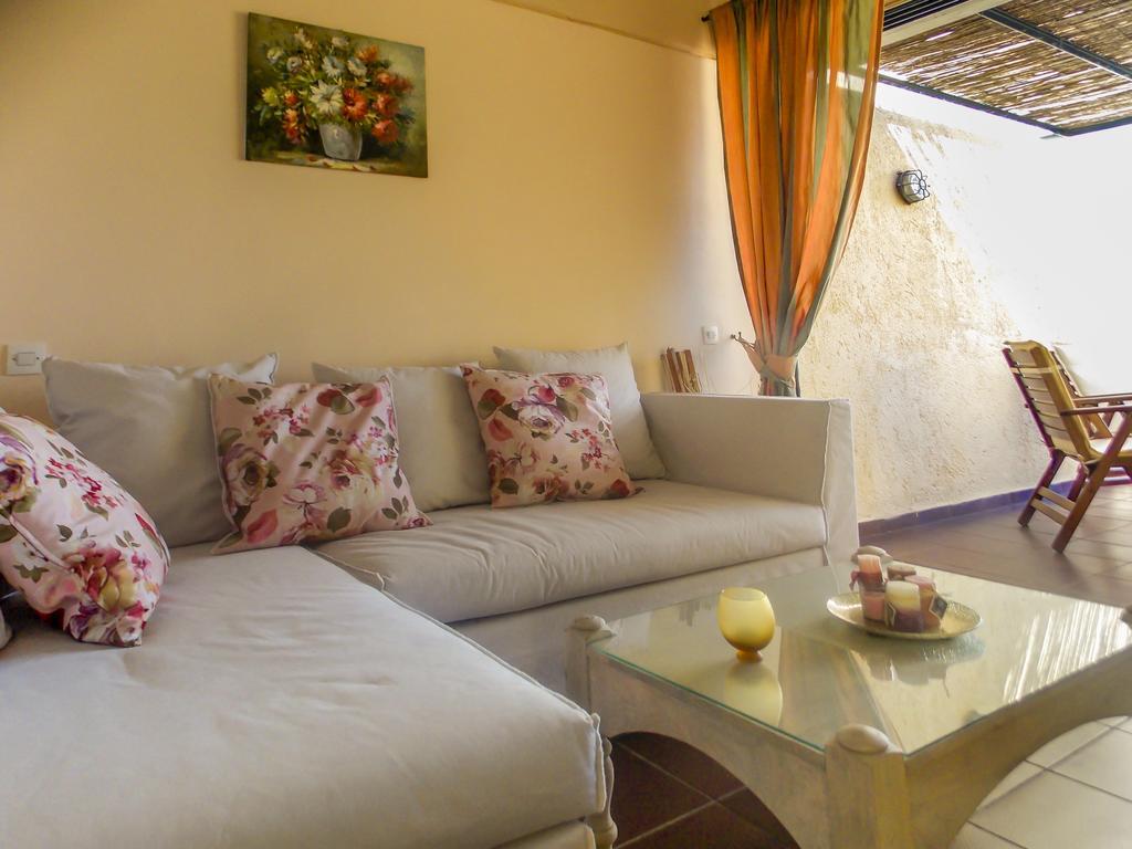 Manto On The Beach Apartments Barbati Zewnętrze zdjęcie